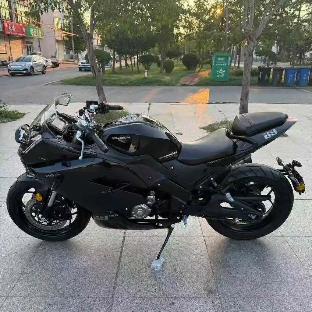High-Performance CF Special Edition 150/125 CC Sportbikes Motorcycle with Gasoline Fuel From Guanggong China