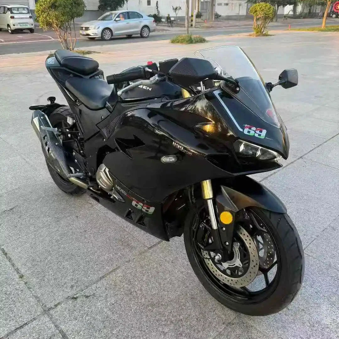 High-Performance CF Special Edition 150/125 CC Sportbikes Motorcycle with Gasoline Fuel From Guanggong China