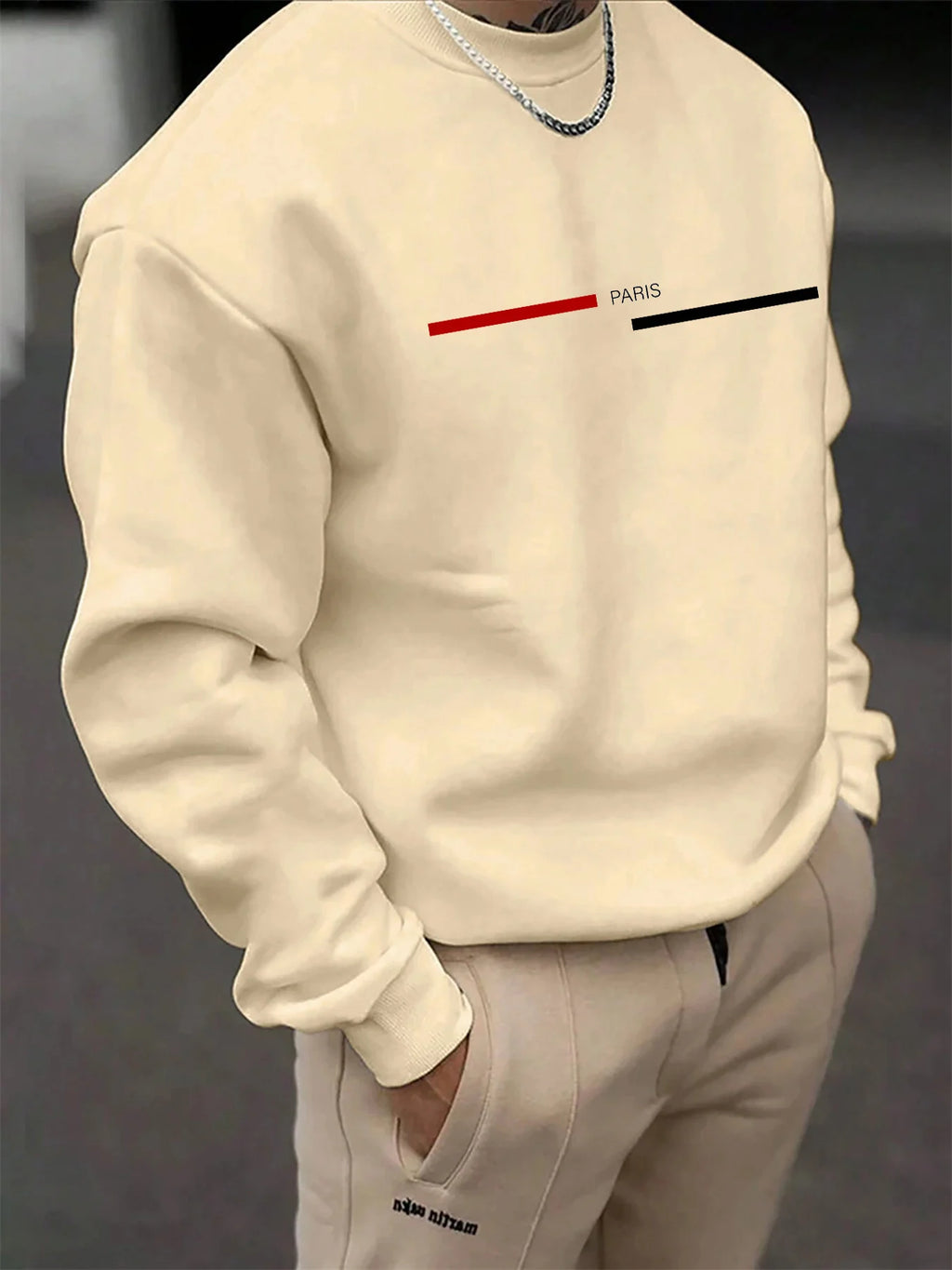 Men's autumn and winter fashionable casual loose Paris letter graphic printed long sleeved round neck sweatshirt